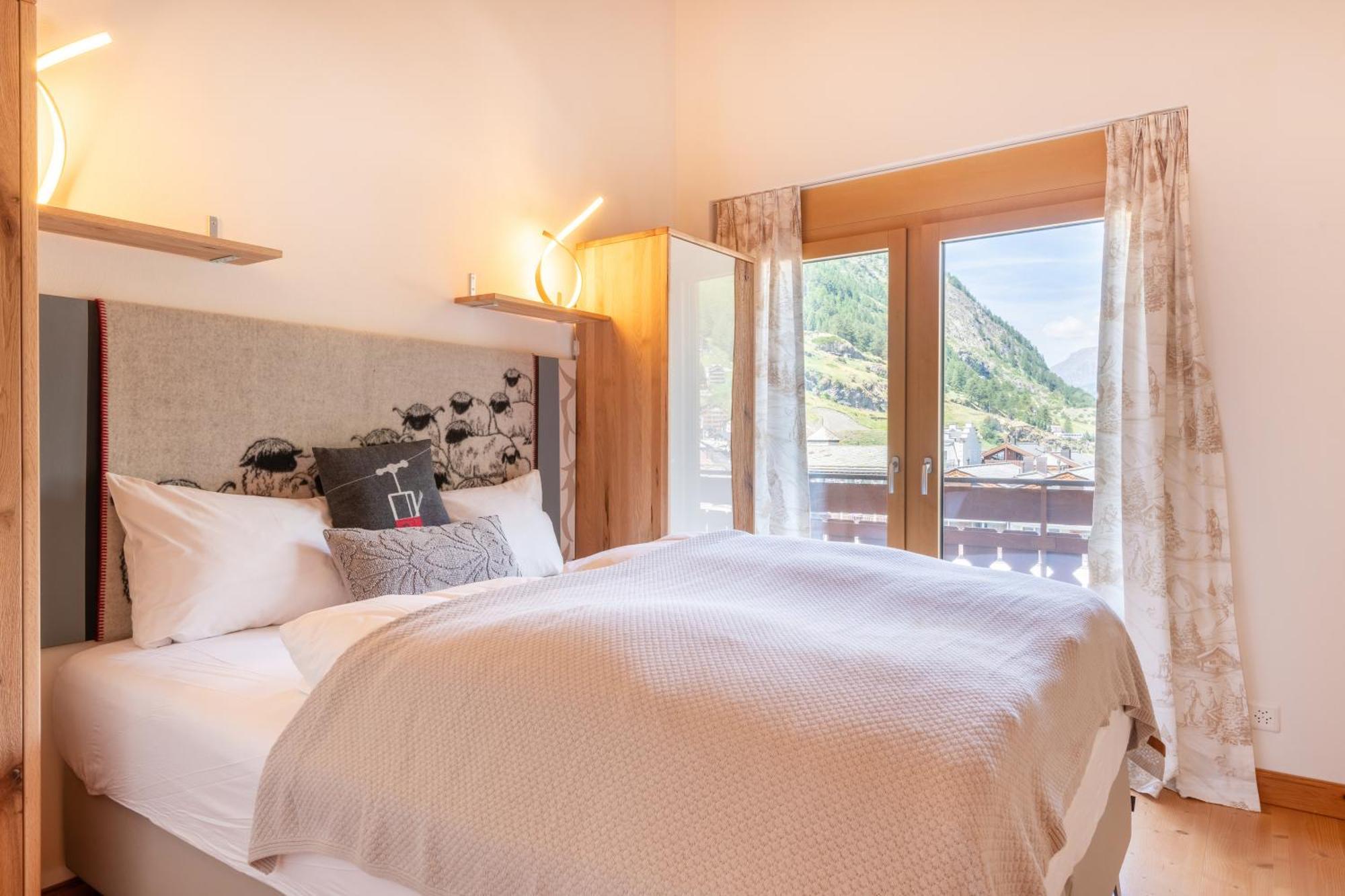 Luxury Chalets & Apartments By Mountain Exposure Церматт Номер фото