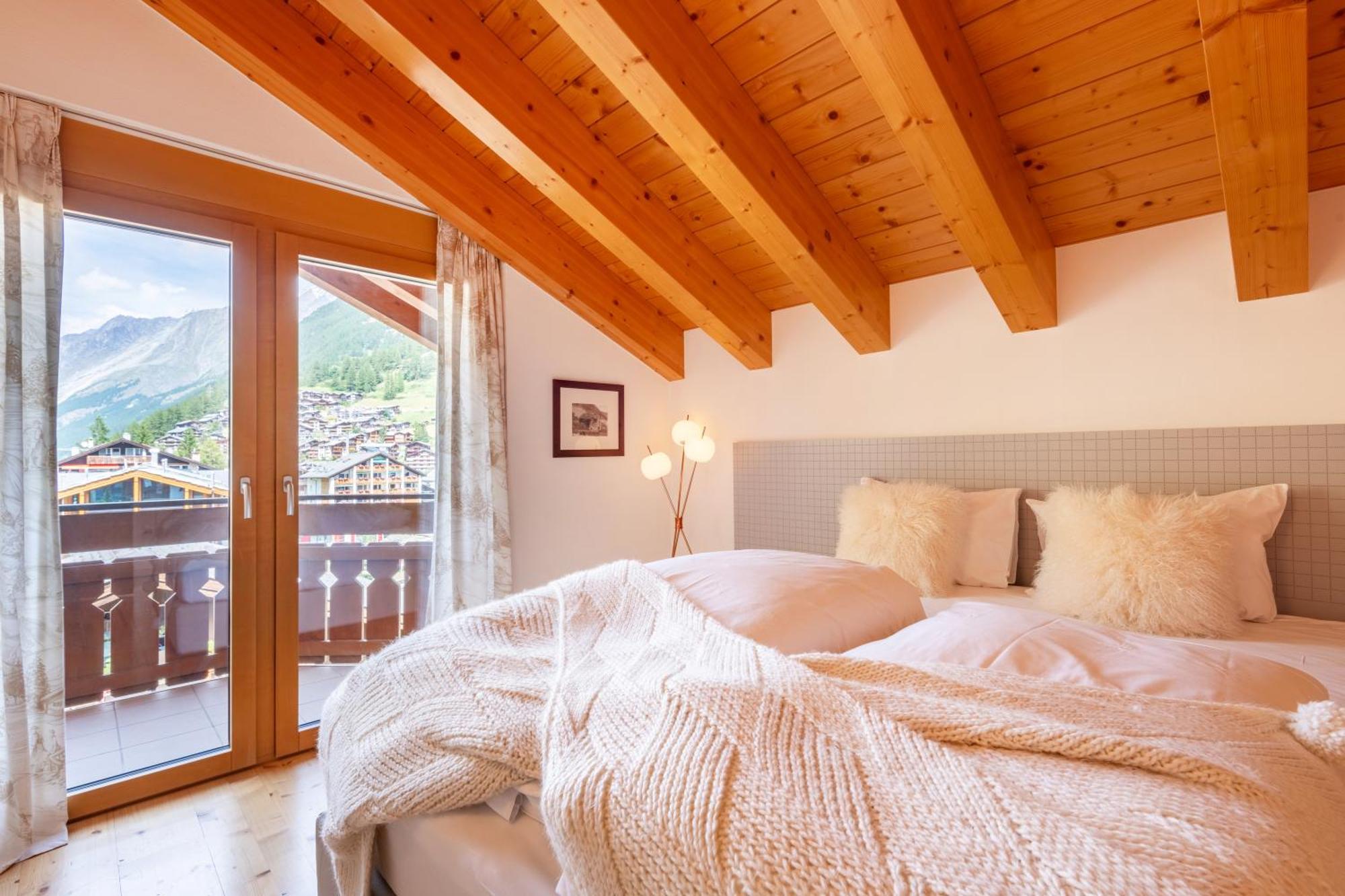 Luxury Chalets & Apartments By Mountain Exposure Церматт Номер фото